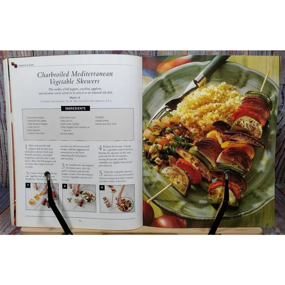 What's Cooking Low Fat by‎ Kathryn Hawkins